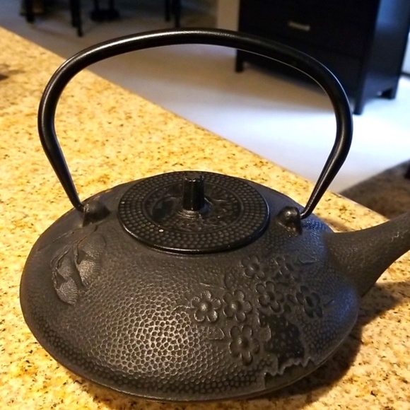 Black Japanese teapot - Picture 5 of 7